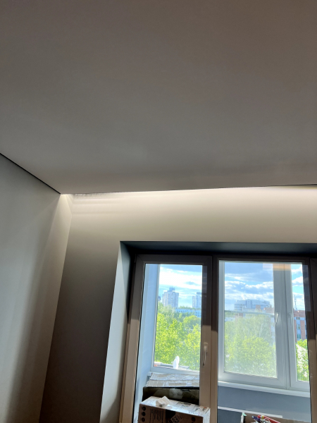 Фото потолка с подсветкой