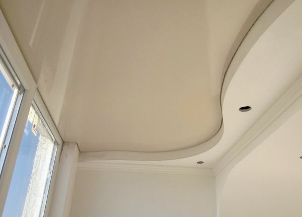 Меняем старый потолок на новый!